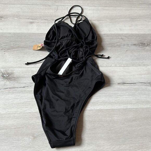 Victoria's Secret PINK Triangle Wrap One-Piece Swimsuit Black M NWT - Picture 11 of 11